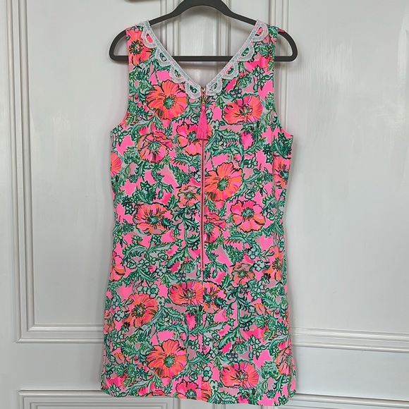 Lilly Pulitzer Ronnie Romper in “Soleil Pink Perfect Poppy” pattern - size 12 - Picture 4 of 8